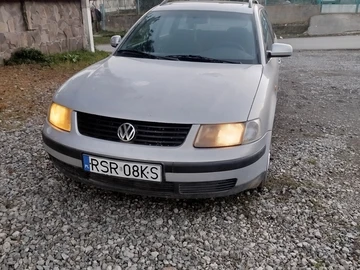 Авто Volkswagen Passat Variant 2000 № 8185905
