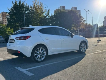 Авто Mazda 3 2015 № 8186056