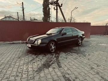 Авто Mercedes Clk Серия 2000 № 8186209