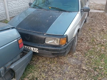 Авто Volkswagen Passat Sedan 1989 № 8186319