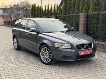 Авто Volvo V50 2007 № 8186327