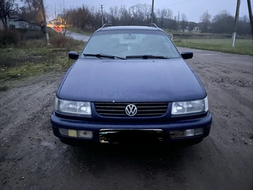 Авто Volkswagen Passat Variant 1996 № 8186344