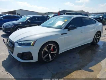 Авто Audi A4 2023 № 8186350