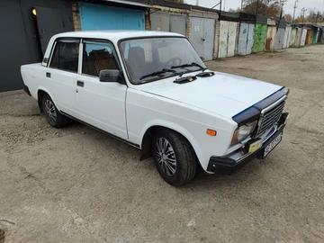 Авто ВАЗ 2107 2005 № 8186415