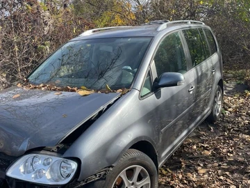 Авто Volkswagen Touran 2005 № 8186424