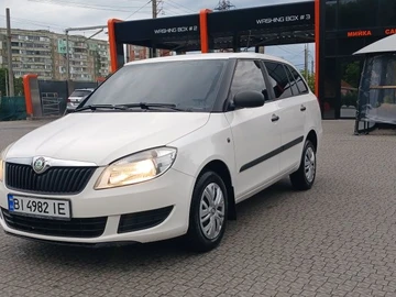 Авто Skoda Fabia 2010 № 8186443