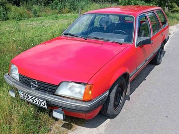 Авто Opel Rekord 1986 № 8186536