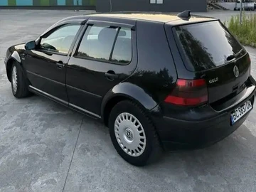 Авто Volkswagen Golf 2001 № 8186561