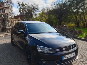 Авто Volkswagen Jetta 2011 № 8186564