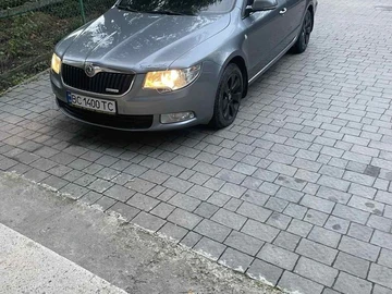 Авто Skoda Superb 2012 № 8186600