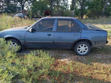 Авто Opel Ascona 1988 № 8186681
