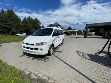 Авто Hyundai H200 1998 № 8186688