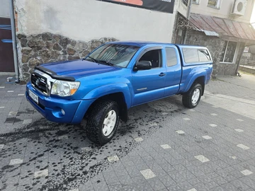 Авто Toyota Tacoma 2005 № 8186828