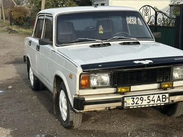 Авто ВАЗ 2105 1981 № 8186887