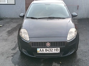 Авто Fiat Grande Punto 2011 № 8186967