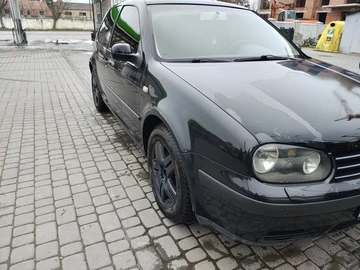 Авто Volkswagen Golf 2001 № 8186985