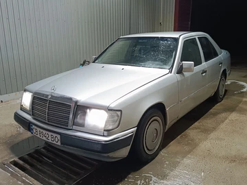 Авто Mercedes 230 1988 № 8186992