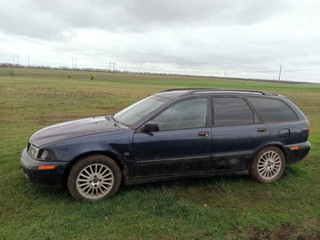 Авто Volvo V40 Kombi 2003 № 8186995