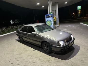 Авто Opel Omega 1988 № 8187017