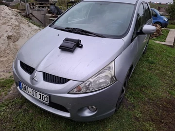 Авто Mitsubishi Grandis 2009 № 8187212