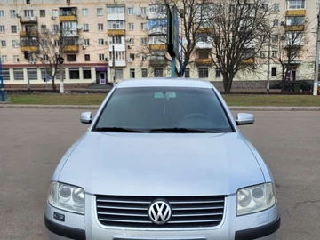 Авто Volkswagen Passat Sedan 2000 № 8187225