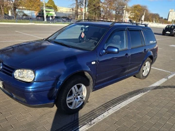 Авто Volkswagen Golf 2000 № 8187236
