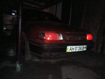 Авто Opel Vectra 1990 № 8187246