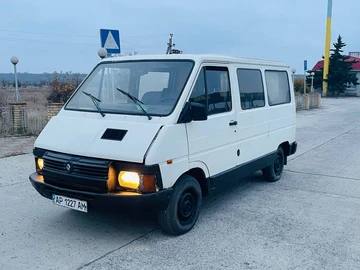 Авто Renault Trafic 1988 № 8187353