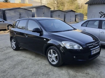 Авто KIA Cee X27 D 2009 № 8187377
