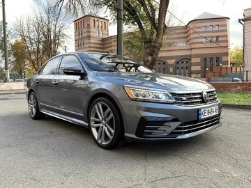 Авто Volkswagen Passat Sedan 2018 № 8187417