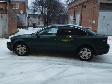 Авто Volkswagen Passat Sedan 2001 № 8187510