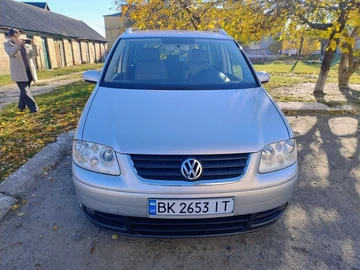 Авто Volkswagen Touran 2004 № 8187626