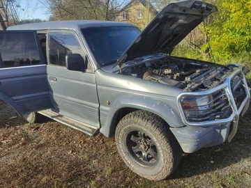 Авто Mitsubishi Pajero 1994 № 8187721