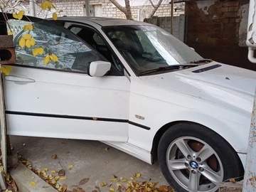 Авто BMW 5 Серия 1999 № 8187747