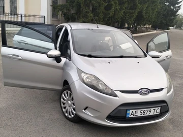 Авто Ford Fiesta 2010 № 8187755