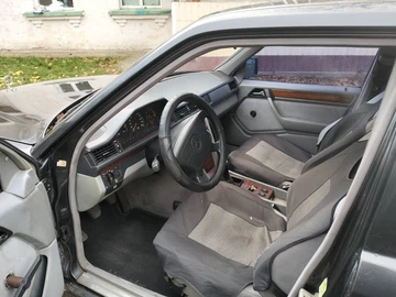 Авто Mercedes E Серия 1994 № 8187924
