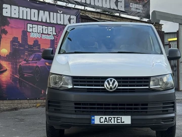 Авто Volkswagen Transporter 2017 № 8188047