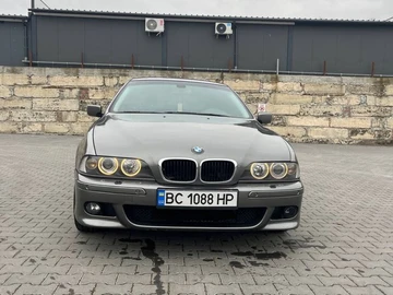 Авто BMW 5 Серия 2002 № 8188059