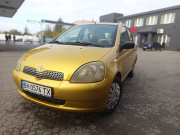 Авто Toyota Yaris 2002 № 8188080