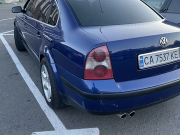 Авто Volkswagen Passat Sedan 2001 № 8188099