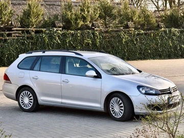 Авто Volkswagen Golf 2010 № 8188265