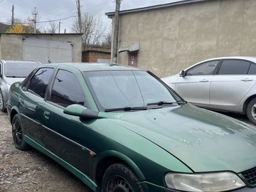 Авто Opel Vectra 1996 № 8188367