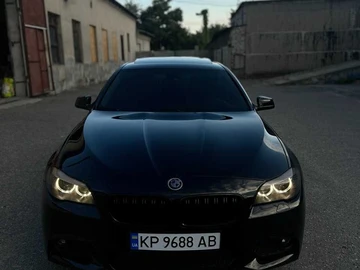 Авто BMW 5 Серия 2011 № 8188391