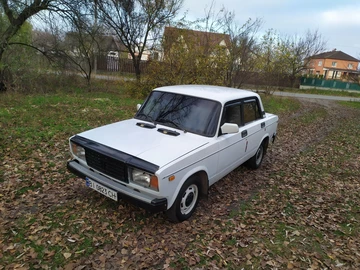 Авто ВАЗ 2107 1989 № 8188825
