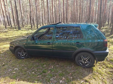 Авто Volkswagen Golf 1995 № 8188831