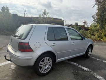 Авто Volkswagen Golf 2000 № 8188854