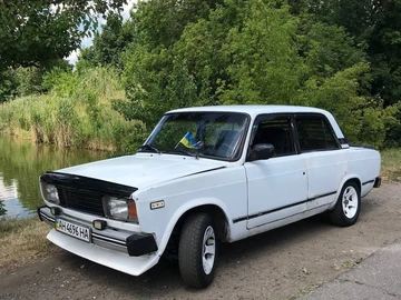 Авто ВАЗ 2105 1993 № 8189021