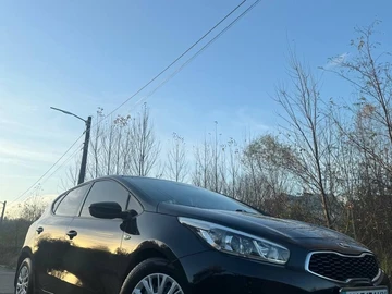 Авто KIA Cee X27 D 2013 № 8189037