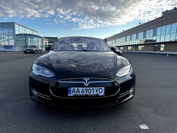 Авто Tesla Model S 2015 № 8189261