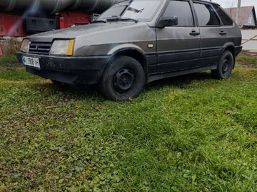 Авто ВАЗ 2109 1991 № 8189340